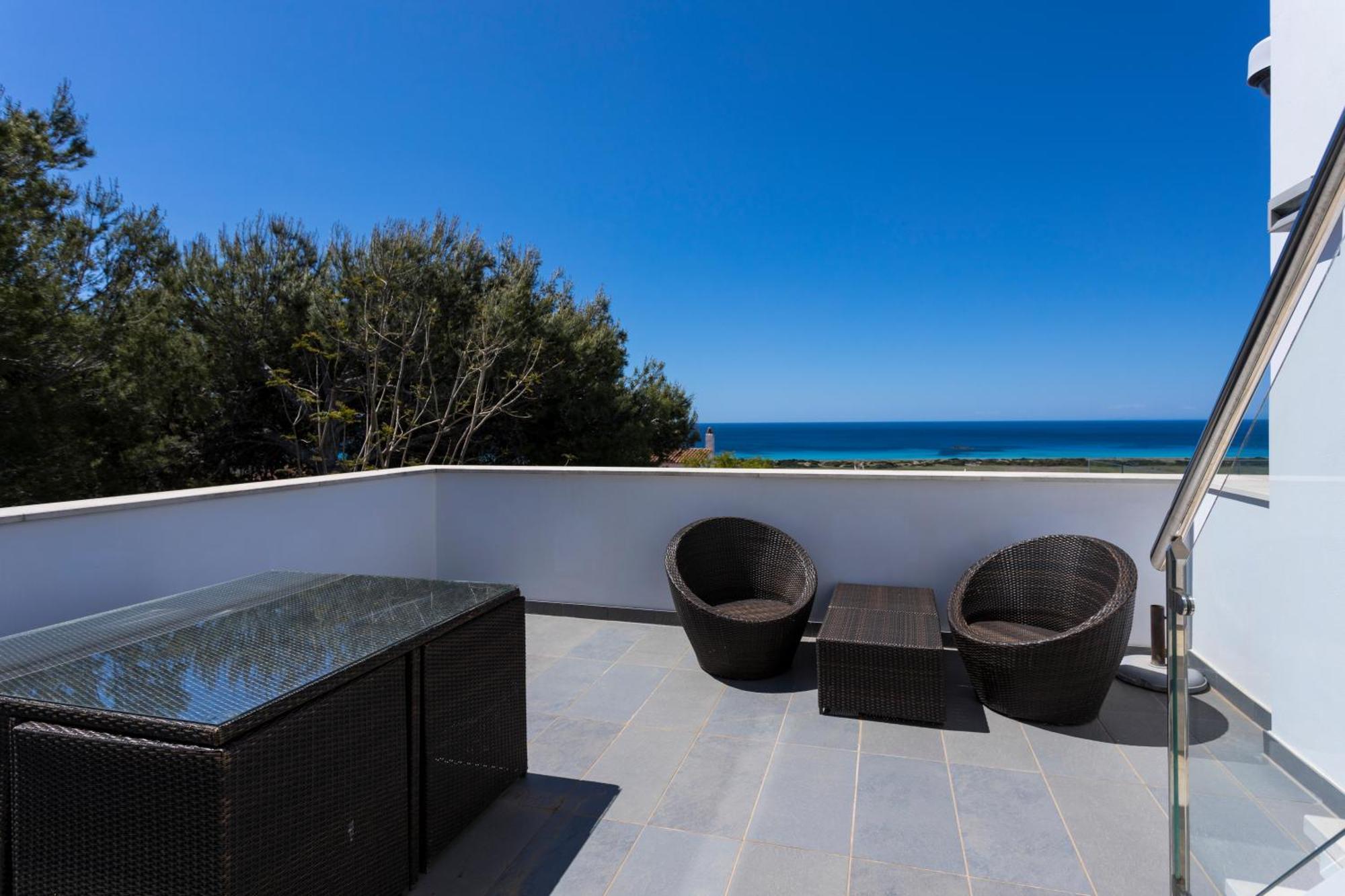 V196 Villa Brisa By Menorcarentals Villas Son Bou Luaran gambar