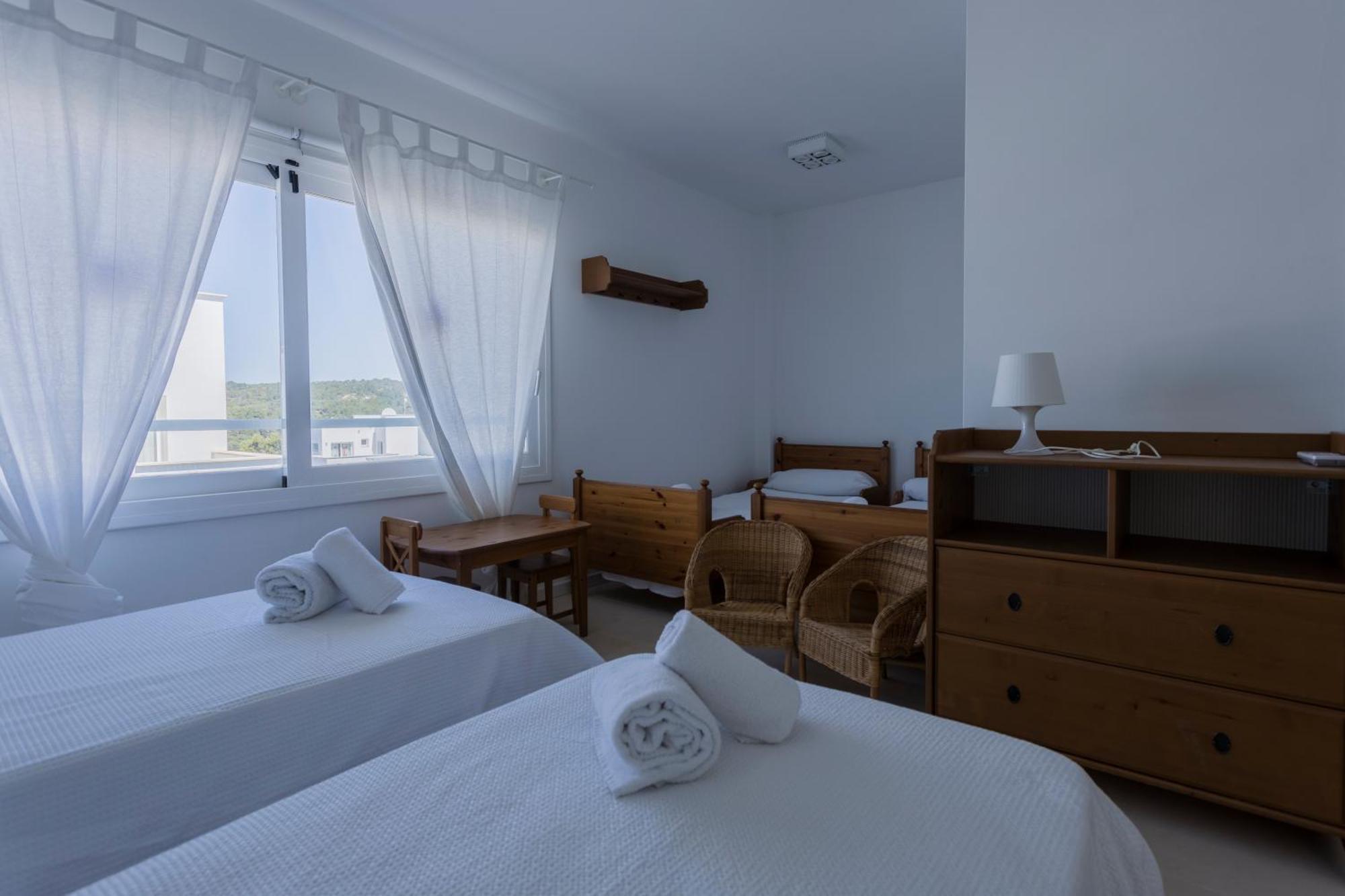 V196 Villa Brisa By Menorcarentals Villas Son Bou Luaran gambar