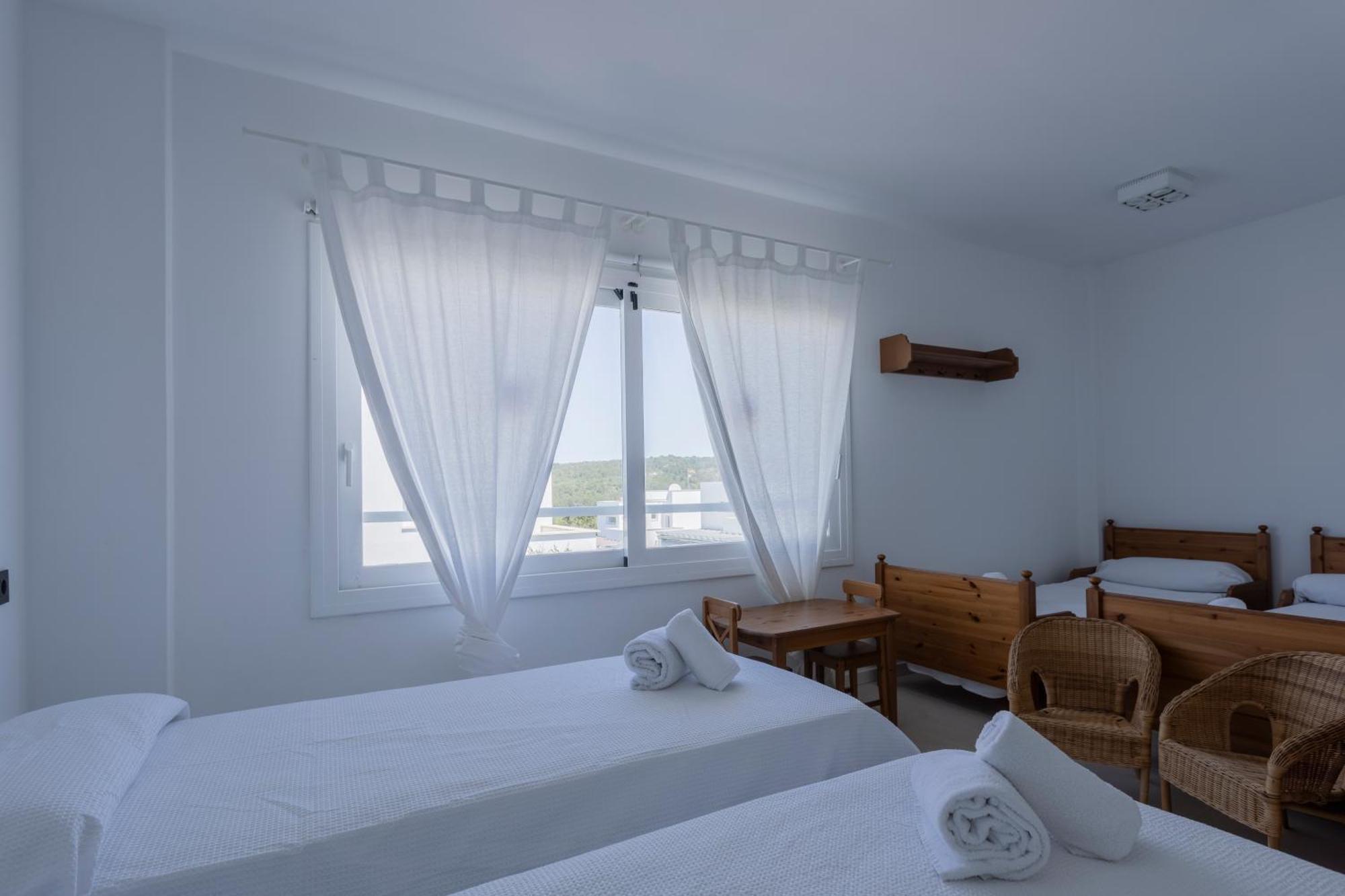 V196 Villa Brisa By Menorcarentals Villas Son Bou Luaran gambar